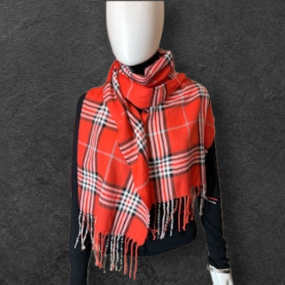Tartan Plaid Scarf with fringe oblong 100% acrylic.Red white black 70 X 13 new - Picture 9 of 14